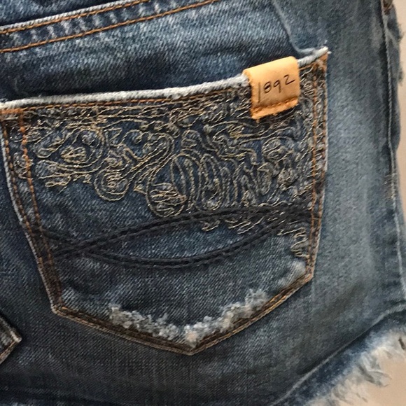 Abercrombie Mini Denim - Picture 2 of 6